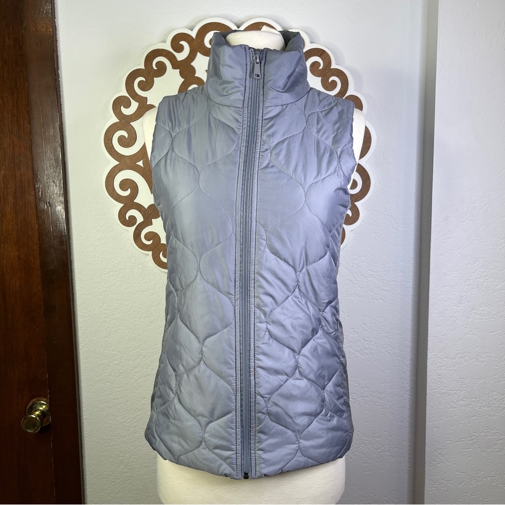 Tahari Sport puffer vest